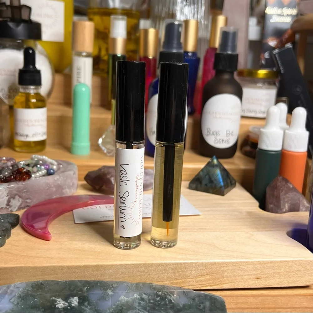 Golden Healing Apothecary🫶🏼Handcrafted Lash Serum - Picture 4 of 8
